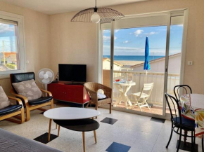 T3 à 40 mètres de la plage avec vue mer